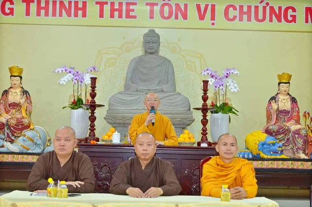 Thượng tọa Thích Bình Tâm đạo từ chứng minh