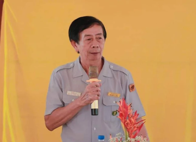 Huynh trưởng Quảng Dự phát biểu khai khóa bậc Trì