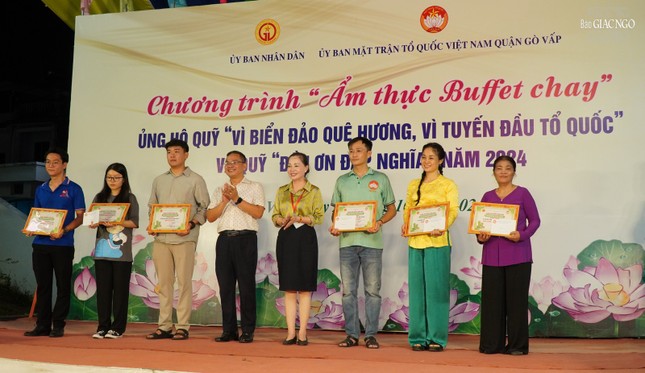 Trao thưởng Hội thi làm bánh dân gian