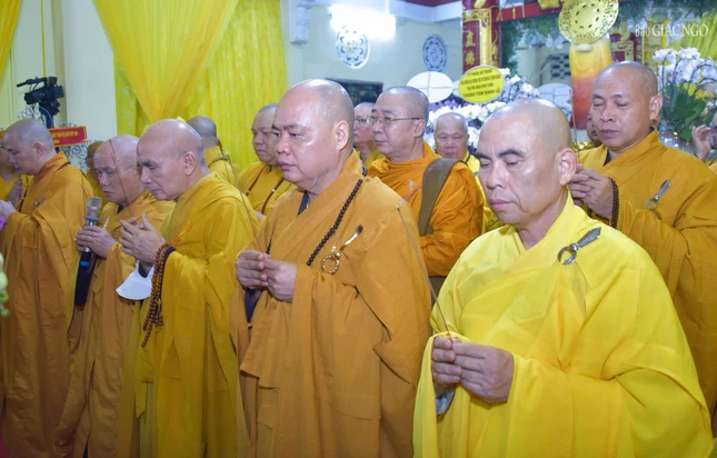 Ban Trị sự GHPGVN tỉnh Bà Rịa - Vũng Tàu, Chư Tăng Ni miền Vĩnh Nghiêm viếng tang