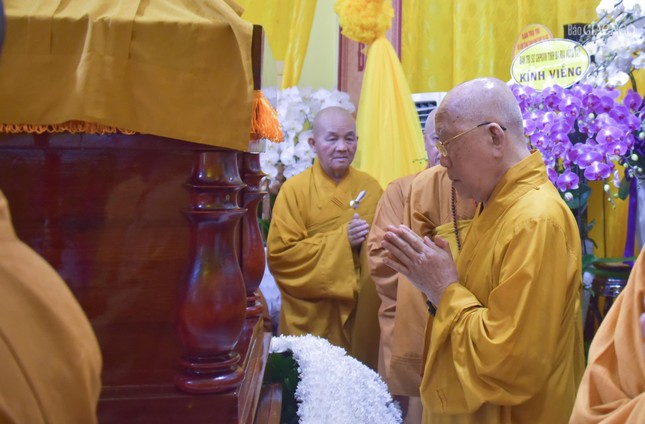 Trưởng lão Hòa thượng Thích Như Niệm, Phó Thư ký Hội đồng Chứng minh nhiễu hữu kim quan