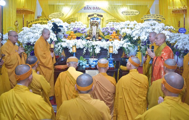 Khóa lễ cung tiến Giác linh