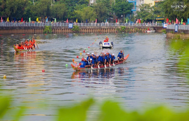 Với mong muốn mang đến cho người dân trên địa bàn Q.3 và TP.HCM một hình ảnh lễ hội đua ghe thu nhỏ, xuất phát từ truyền thống đua ghe ngo của đồng bào Khmer Nam Bộ nhân các dịp lễ, Tết cổ truyền