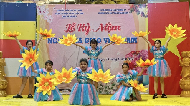 Văn nghệ chào mừng Ngày nhà giáo Việt Nam Văn nghệ chào mừng Ngày nhà giáo Việt Nam