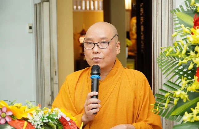 Thượng tọa Thích Tâm Hoa báo cáo tổng kết công tác Phật sự năm 2024