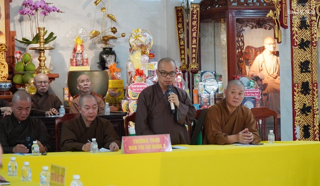 Đại đức Thích Thiện Châu trình bày các kế hoạch Phật sự quan trọng sắp tới của Phật giáo quận Đại đức Thích Thiện Châu trình bày các kế hoạch Phật sự quan trọng sắp tới của Phật giáo quận
