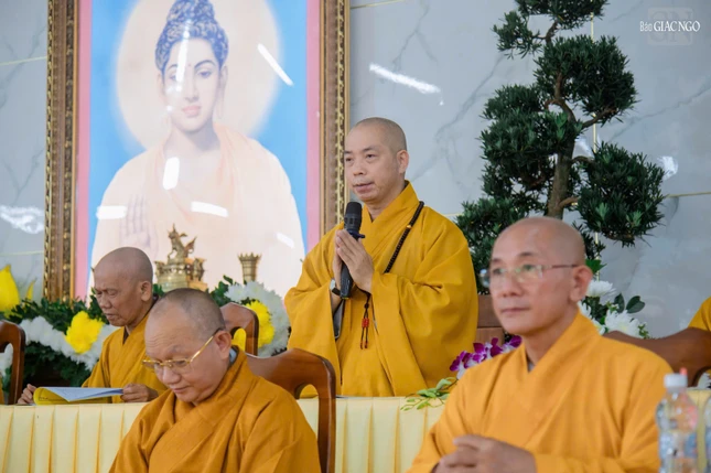 Thượng tọa Thích Quang Thạnh phát biểu chỉ đạo Thượng tọa Thích Quang Thạnh phát biểu chỉ đạo