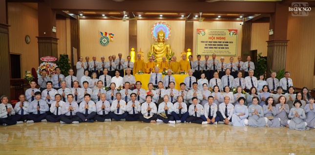 Lưu niệm cùng chư tôn đức Lưu niệm cùng chư tôn đức