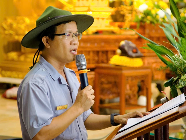 Huynh trưởng Nguyên Hàm báo cáo tổng kết công tác Phật sự năm 2024