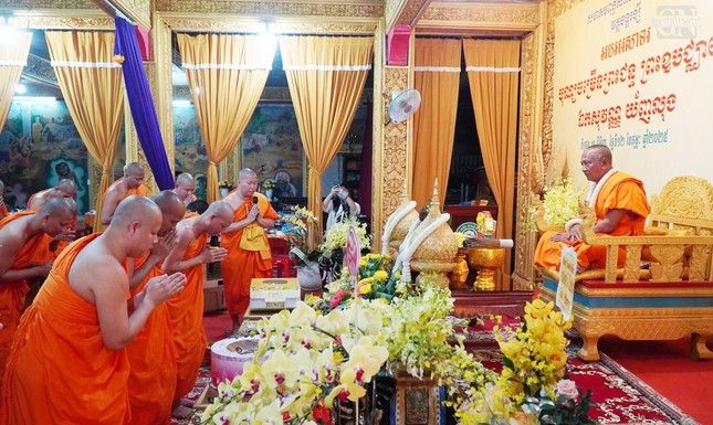 Chư Tăng chùa Candaransi dâng lời tác bạch khánh tuế Hòa thượng Danh Lung Chư Tăng chùa Candaransi dâng lời tác bạch khánh tuế Hòa thượng Danh Lung