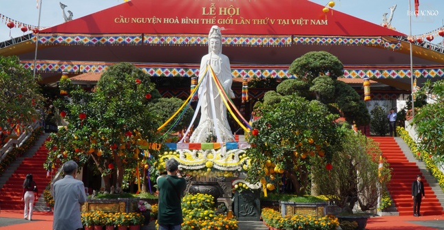 Pháp hội cầu nguyện hòa bình thế giới tại chùa Vĩnh Nghiêm diễn ra từ ngày 21 đến 23-2-2025