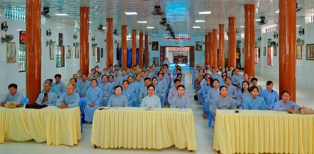 Phật tử tham dự