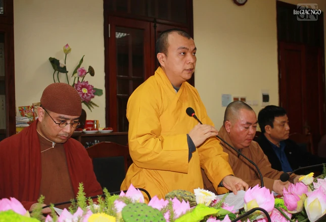 Chư tôn đức đóng góp cho các kế hoạch truyền thông Chư tôn đức đóng góp cho các kế hoạch truyền thông