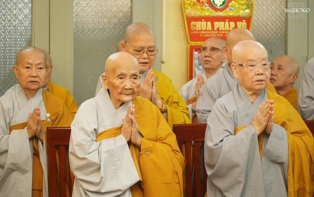 Năm 1956, chư Ni trưởng tiền bối đã thỉnh ý chư Tăng và thống nhất chọn ngày mùng 8-2 Âm lịch hàng năm, để làm ngày tưởng niệm Đức Thánh Tổ Ni Đại Ái Đạo, tại tổ đình Từ Nghiêm