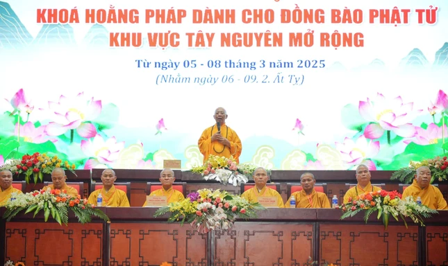 Lễ bế mạc khóa Hoằng pháp dành cho đồng bào Phật tử khu vực Tây Nguyên và các tỉnh lân cận tại Đắk Nông