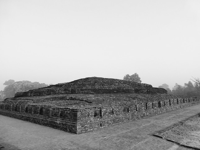 Tháp Piprahwa, Uttar Pradesh, Ấn Độ - một ngôi tháp lâu đời nhất còn tồn tại