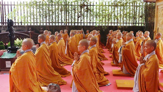 Chư Ni huyện Củ Chi trong khóa lễ