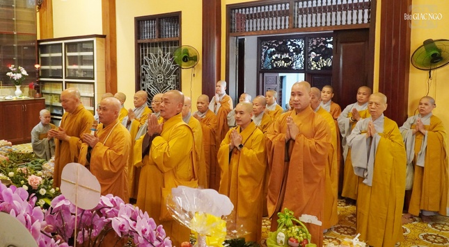 Chư tôn đức tưởng niệm