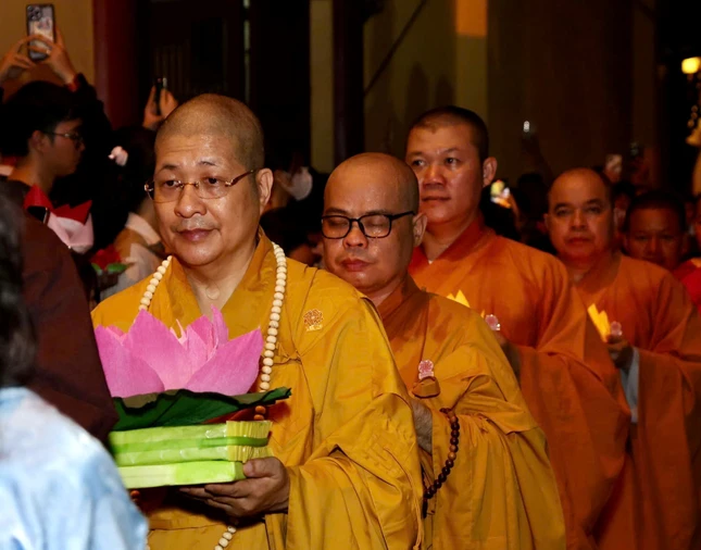 Ban Trị sự GHPGVN Q.3, chư Tăng chùa Pháp Hoa...