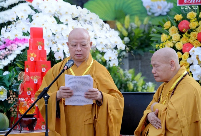 Hòa thượng Thích Lệ Trang tuyên đọc Thông điệp Đại lễ Phật đản Phật lịch 2569 của Đức Pháp chủ GHPGVN