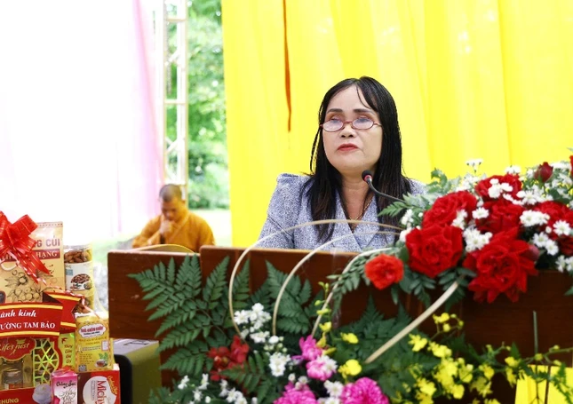 Bà H’Loan, Chủ tịch UBND xã Yang Tao phát biểu