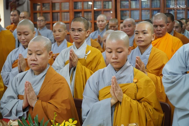 Thành kính tri ân đến chư tôn đức Lớp Sơ cấp Phật học Q.3 Thành kính tri ân đến chư tôn đức Lớp Sơ cấp Phật học Q.3