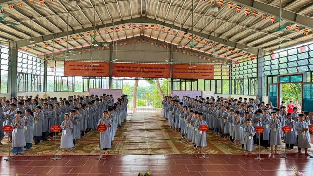 Trên 200 các em nhỏ dự khóa tu mùa hè