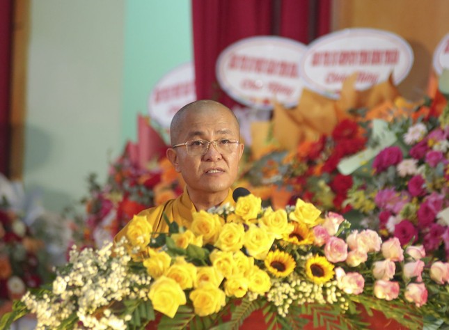 Thượng tọa Thích Quảng Hiền phát biểu