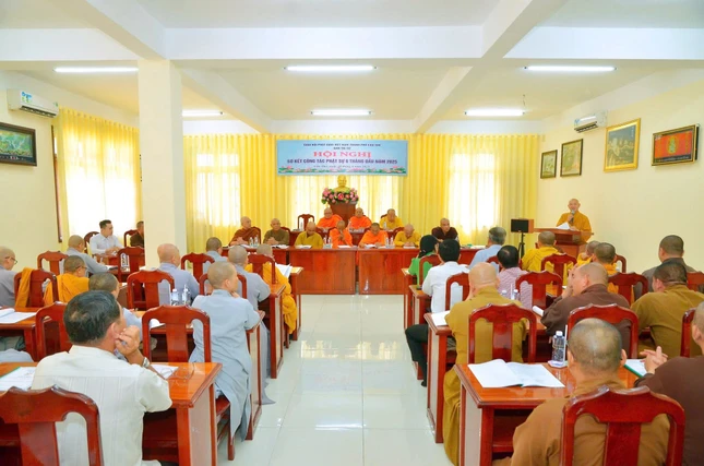 Buổi họp diễn ra tại Văn phòng Ban trị sự