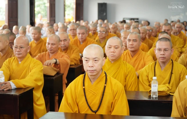 Chư Tăng Chư Tăng