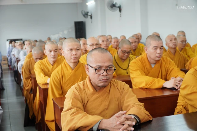 Mùa An cư kiết hạ Phật lịch 2569, Ban Trị sự Q.Gò Vấp tổ chức trường hạ chùa Huỳnh Kim, Quảng Hương Già Lam, dành cho chư Tăng Mùa An cư kiết hạ Phật lịch 2569, Ban Trị sự Q.Gò Vấp tổ chức trường hạ chùa Huỳnh Kim, Quảng Hương Già Lam, dành cho chư Tăng