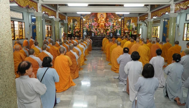 Sau thời khóa kinh hành là chỉ tịnh