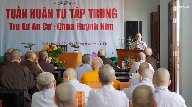 Ni sư Thích nữ Lệ Châu cảm ơn đến chư tôn đức tổ chức chương trình Tuần tu tập trung để chư Tăng Ni có thể học hỏi kinh nghiệm tu học lẫn nhau