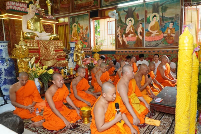 Chư Tăng an cư tại chùa Candaransi Chư Tăng an cư tại chùa Candaransi