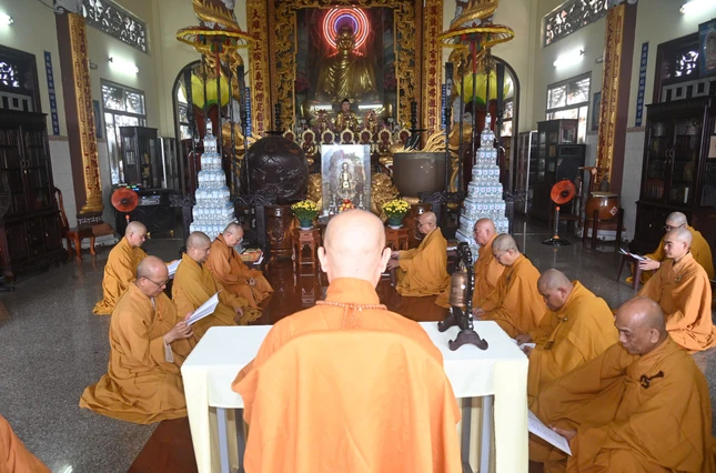 Giới luật là thọ mạng của Phật pháp