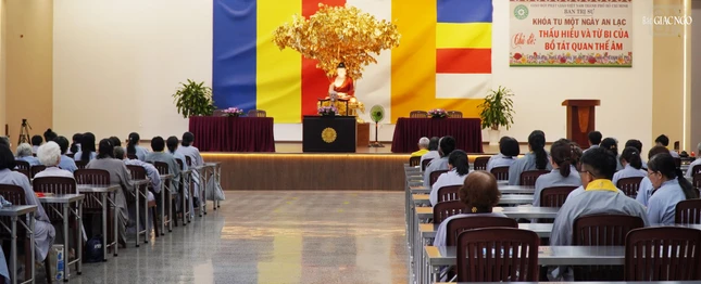 Ngày 31-8-2025, khóa tu Ngày an lạc tiếp theo tại chùa Phổ Quang với chủ đề: Báo hiếu là nền tảng đạo đức của con người