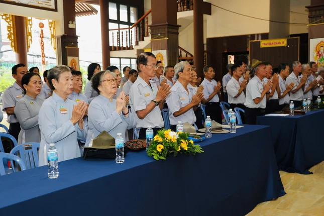 Huynh trưởng tham dự