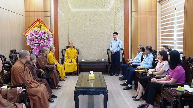 Bí thư Tỉnh ủy Trương Quốc Huy bày tỏ niềm trân trọng, cảm ơn Ban Trị sự GHPGVN tỉnh Phú Thọ Bí thư Tỉnh ủy Trương Quốc Huy bày tỏ niềm trân trọng, cảm ơn Ban Trị sự GHPGVN tỉnh Phú Thọ