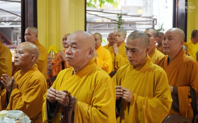 Chư tôn đức Ban Trị sự GHPGVN Q.10 cũ thành kính tưởng niệm