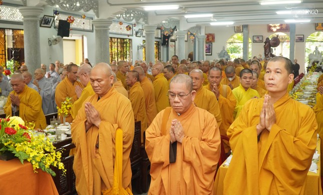 Chư Tăng Ni TP.HCM, các phường Hạnh Thông, Gò Vấp, Thông Tây Hội, An Nhơn, An Hội Tây và An Hội Đông thành kính tưởng niệm