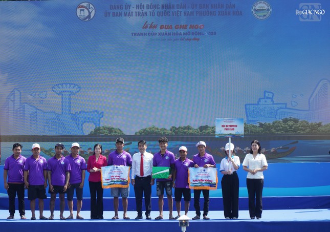 Giải vàng thể thao thuộc về đội Deyompou Phú Giáo