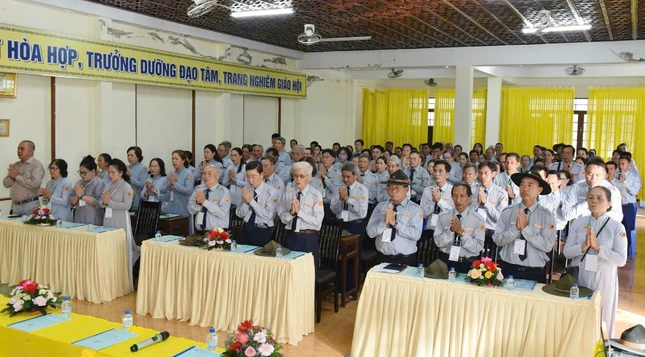 Gia đình Phật tử tỉnh Đắk Lắk, cùng đại diện các đơn vị tham dự