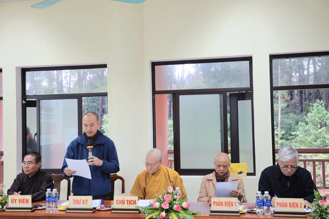 Chư tôn đức Hội đồng bảo vệ luận văn