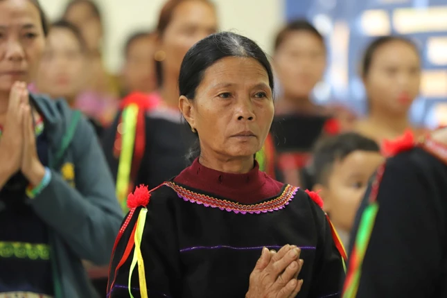 280 Phật tử tham dự khóa tu