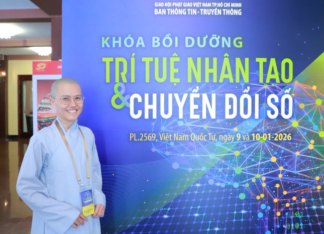 Sư cô Thích nữ Nghĩa Trường (tỉnh Cà Mau) - Ảnh: Trung Thắng Sư cô Thích nữ Nghĩa Trường (tỉnh Cà Mau) - Ảnh: Trung Thắng