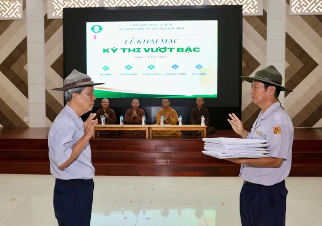 Ban Điều hành Gia đình Phật tử khu vực Hóc Môn, ngày 11-1, tại chùa Hoằng Pháp (xã Học Môn)