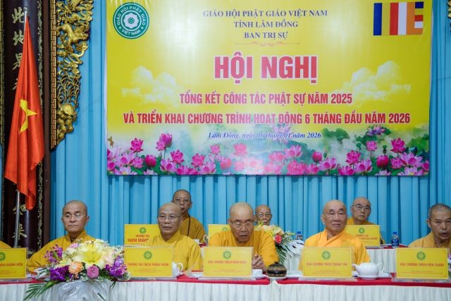 Chư tôn đức chứng minh, tham dự lễ tổng kết