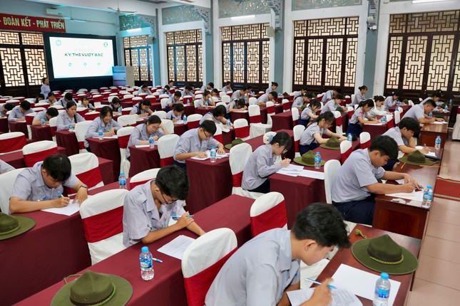 Thi lý lý thuyết