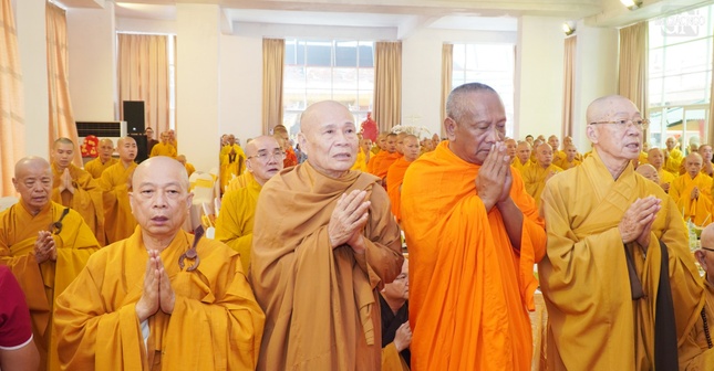Chư tôn đức Phật giáo TP.HCM và các tỉnh thành, thành kính tưởng niệm