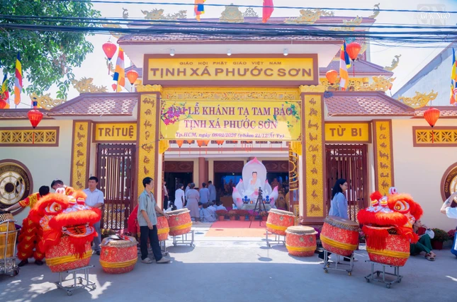 Khánh tạ Tam bảo, trao quyết định thành lập điểm sinh hoạt tôn giáo tập trung tịnh xá Phước Sơn